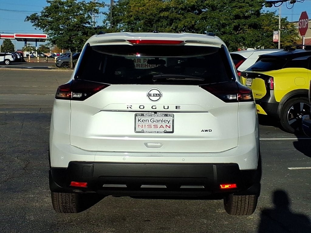 2027 Nissan Rogue Dark Armor