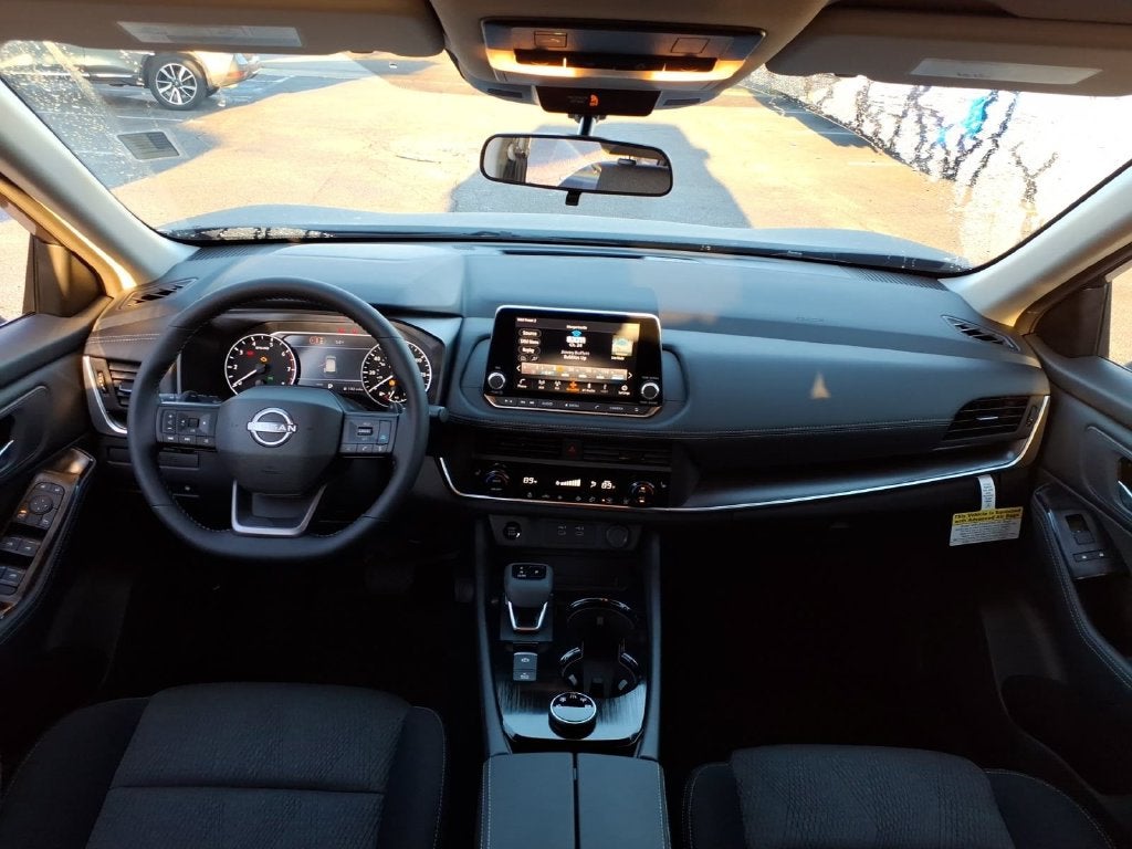 2027 Nissan Rogue SV
