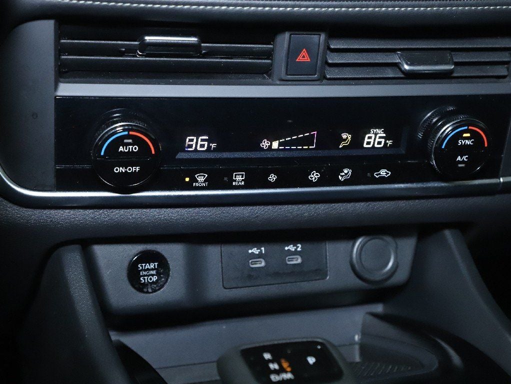 2025 Nissan Rogue SV