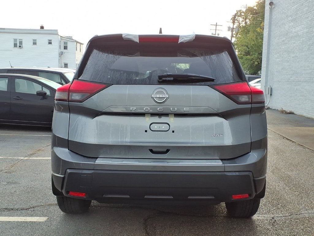 2027 Nissan Rogue SV