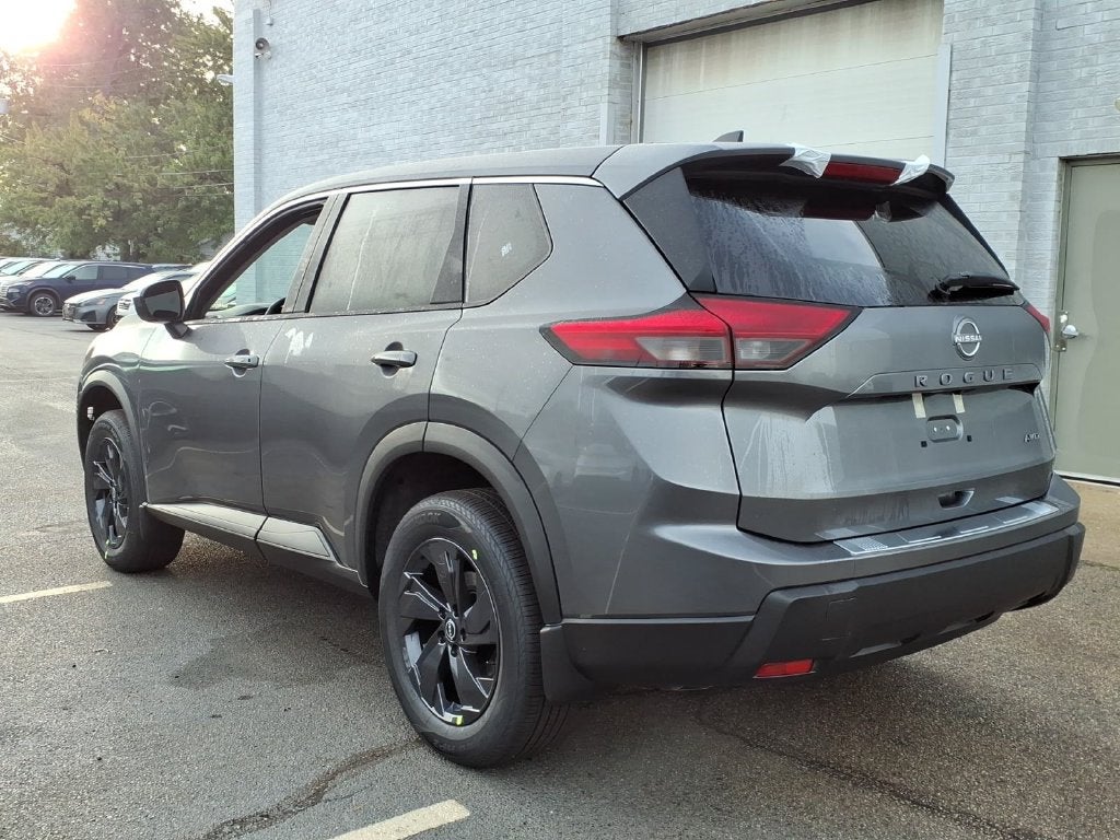2027 Nissan Rogue SV