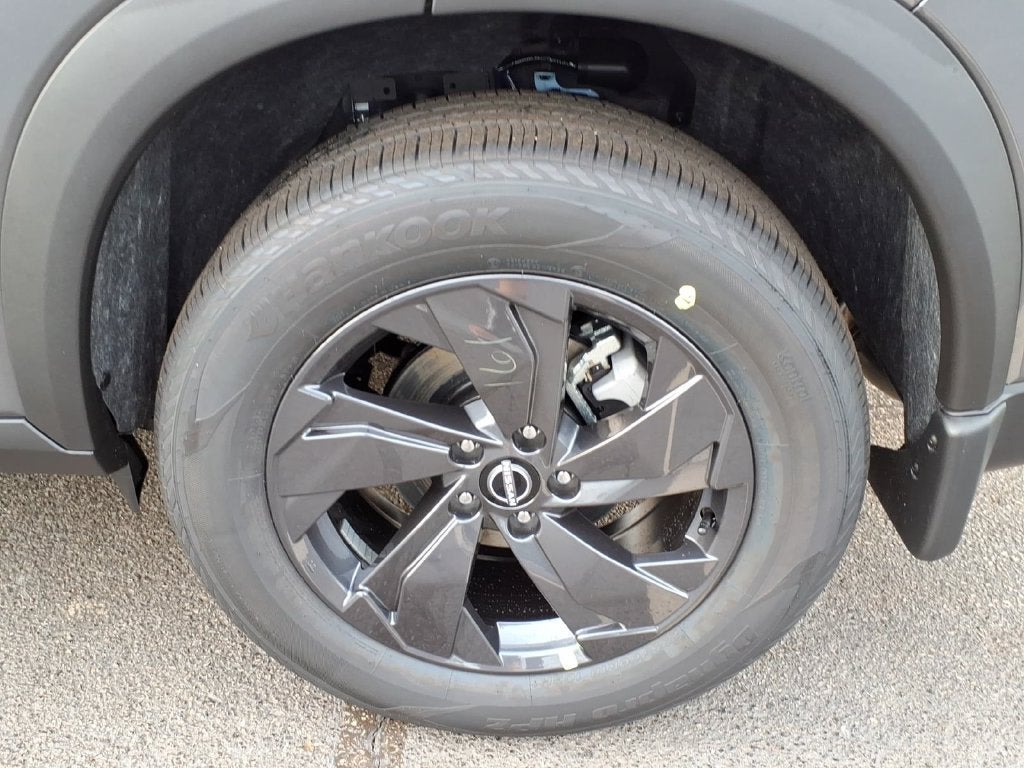 2027 Nissan Rogue SV