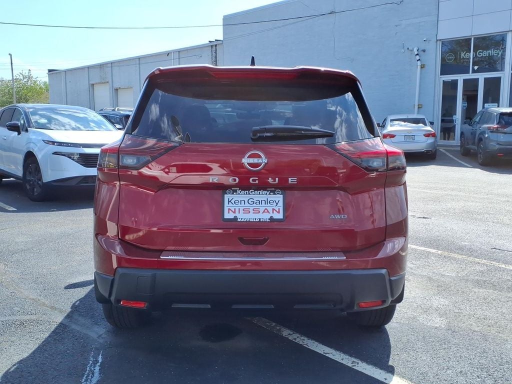 2026 Nissan Rogue SV