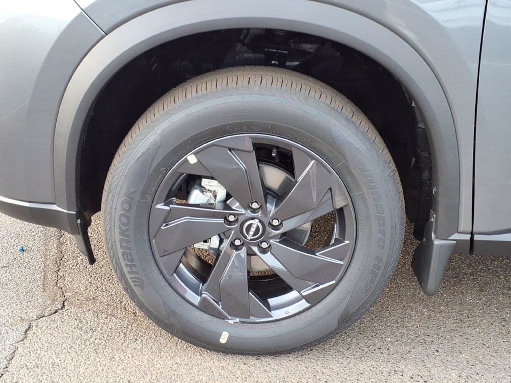2027 Nissan Rogue SV