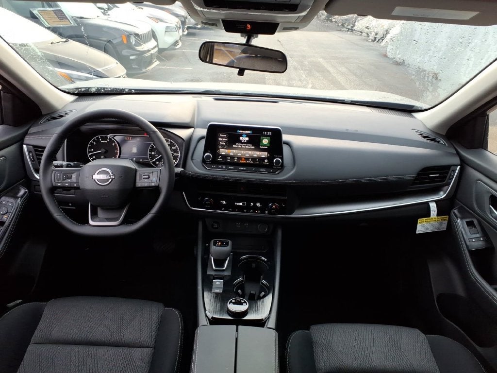 2027 Nissan Rogue SV
