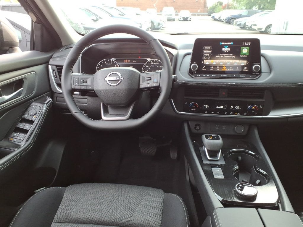 2027 Nissan Rogue SV