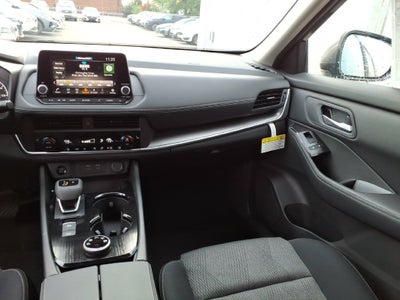 2027 Nissan Rogue SV