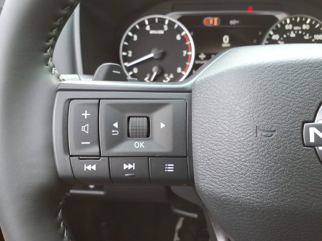 2027 Nissan Rogue SV