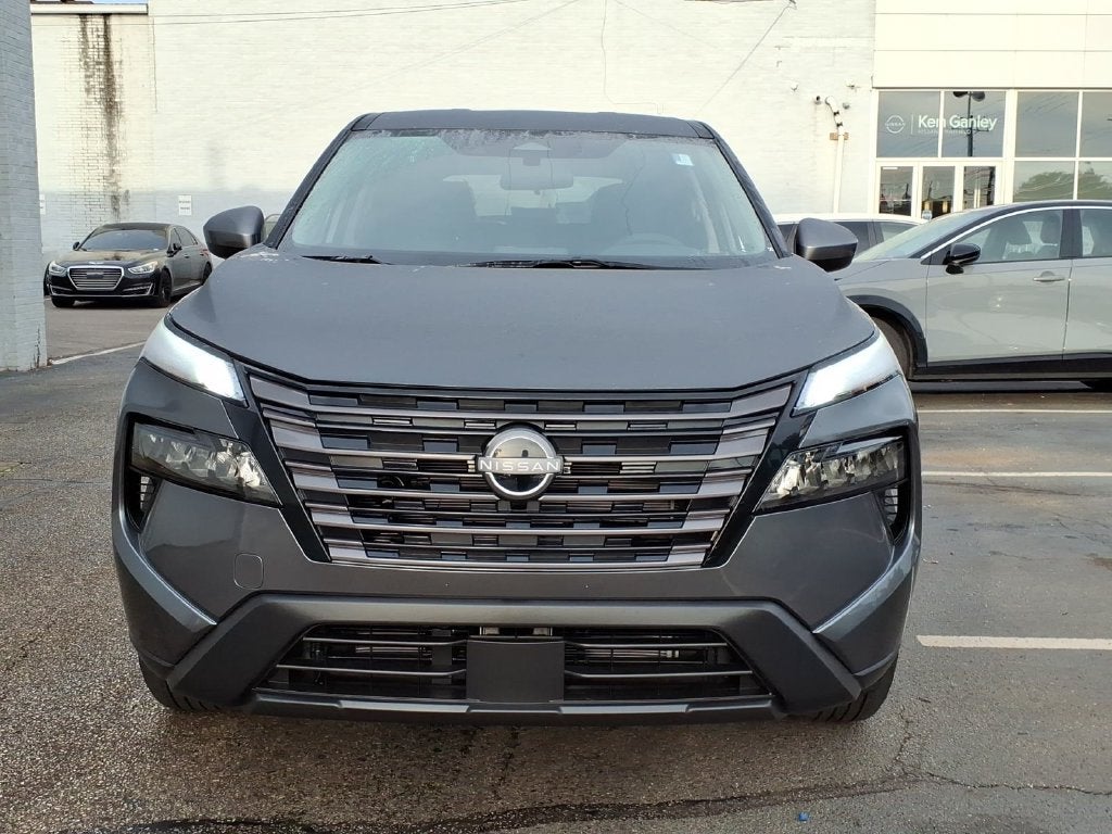 2027 Nissan Rogue SV