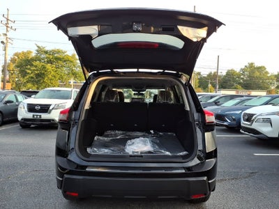 2027 Nissan Rogue SV