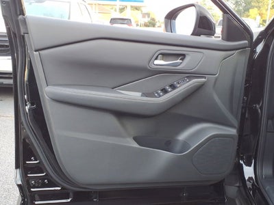 2027 Nissan Rogue SV