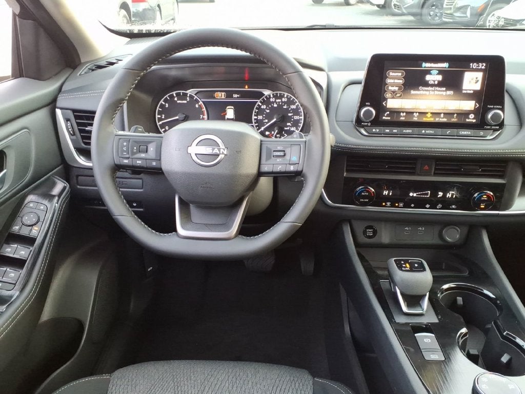 2027 Nissan Rogue SV