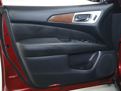 2018 Nissan Pathfinder Platinum
