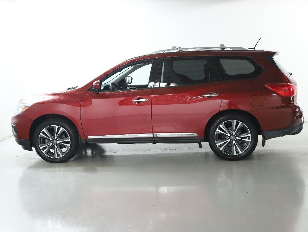 2018 Nissan Pathfinder Platinum