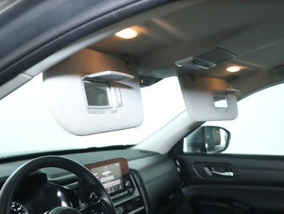2022 Nissan Pathfinder S