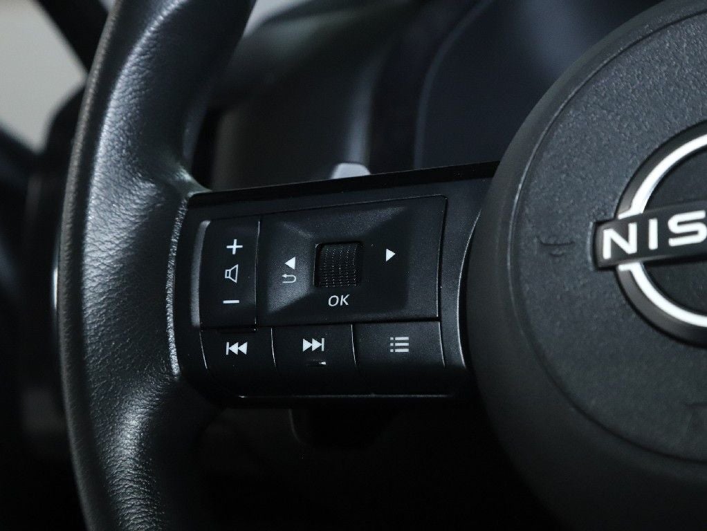 2022 Nissan Pathfinder S