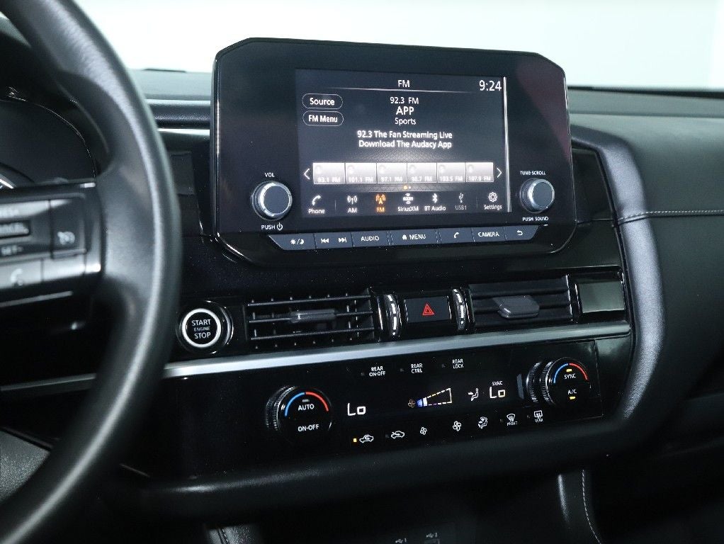 2022 Nissan Pathfinder S