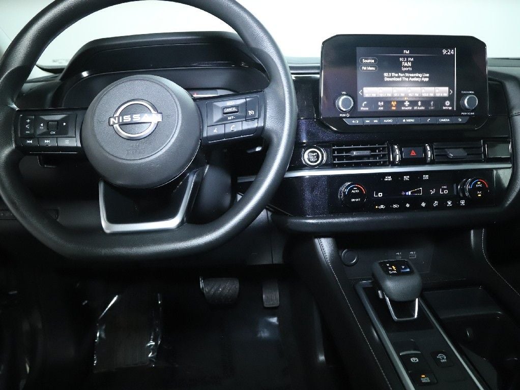2022 Nissan Pathfinder S