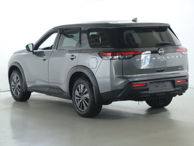 2022 Nissan Pathfinder S