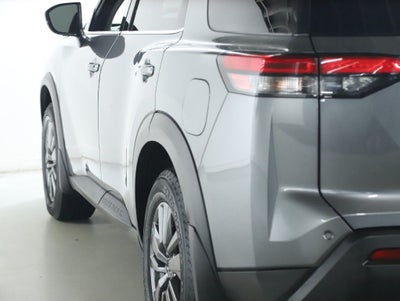 2022 Nissan Pathfinder S