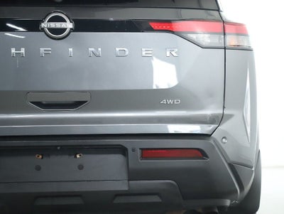 2022 Nissan Pathfinder S