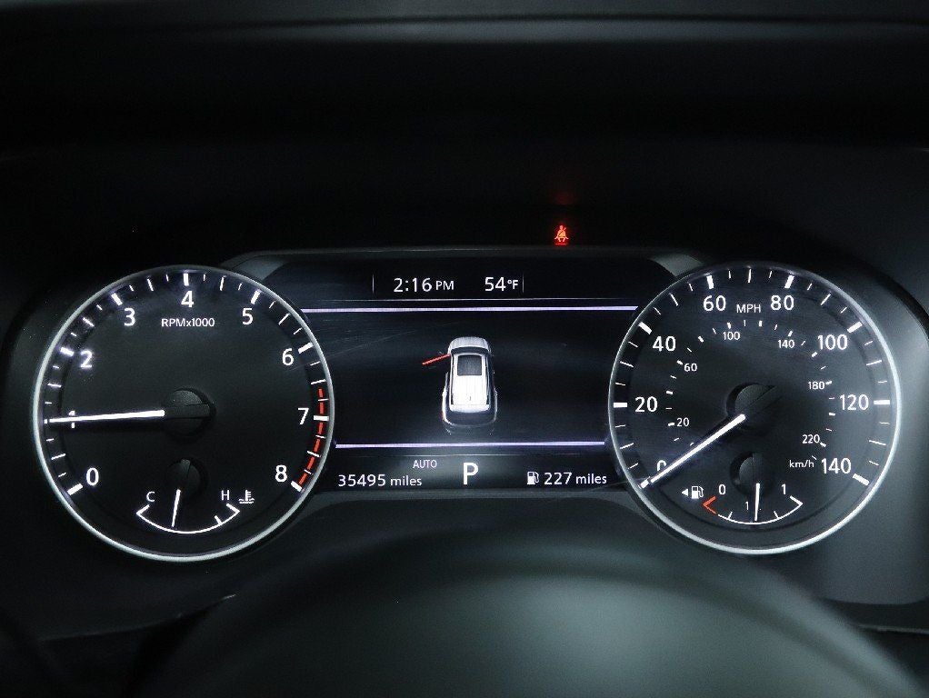 2025 Nissan Pathfinder SV