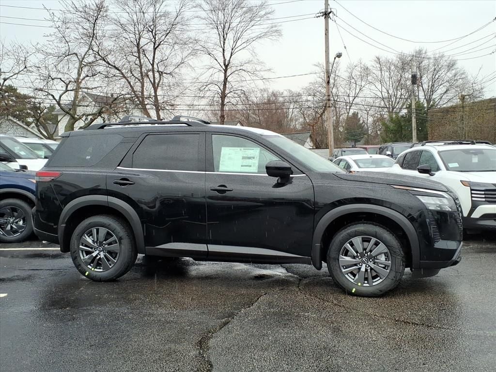 2026 Nissan Pathfinder SV