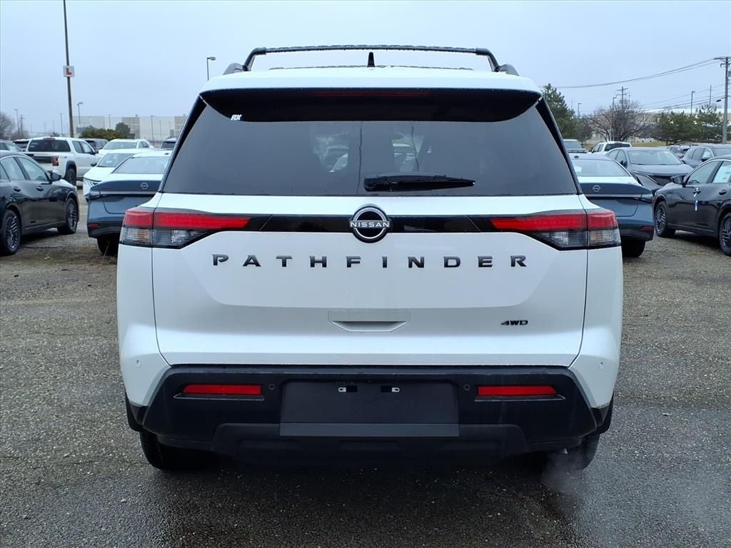 2026 Nissan Pathfinder SV