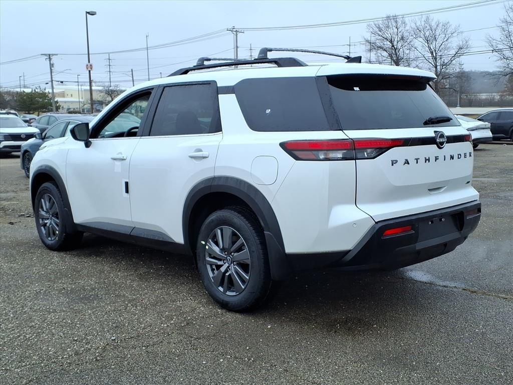 2026 Nissan Pathfinder SV
