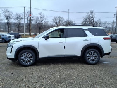 2026 Nissan Pathfinder SV