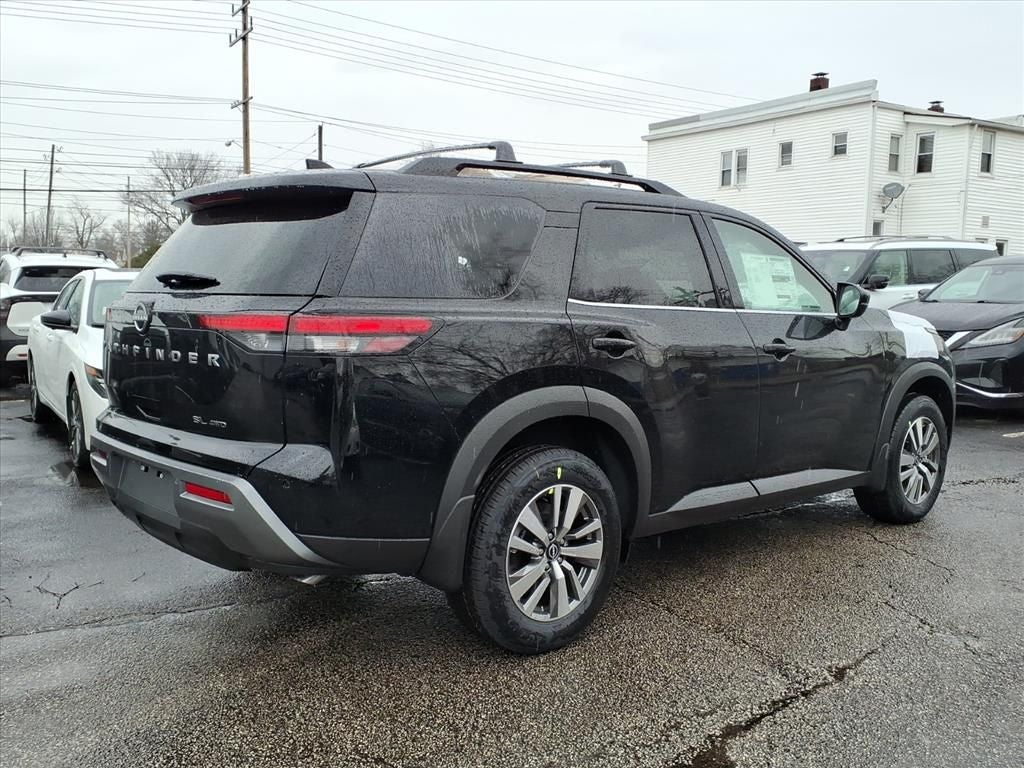 2026 Nissan Pathfinder SL