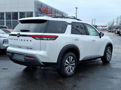 2026 Nissan Pathfinder SL