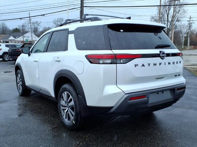 2026 Nissan Pathfinder SL