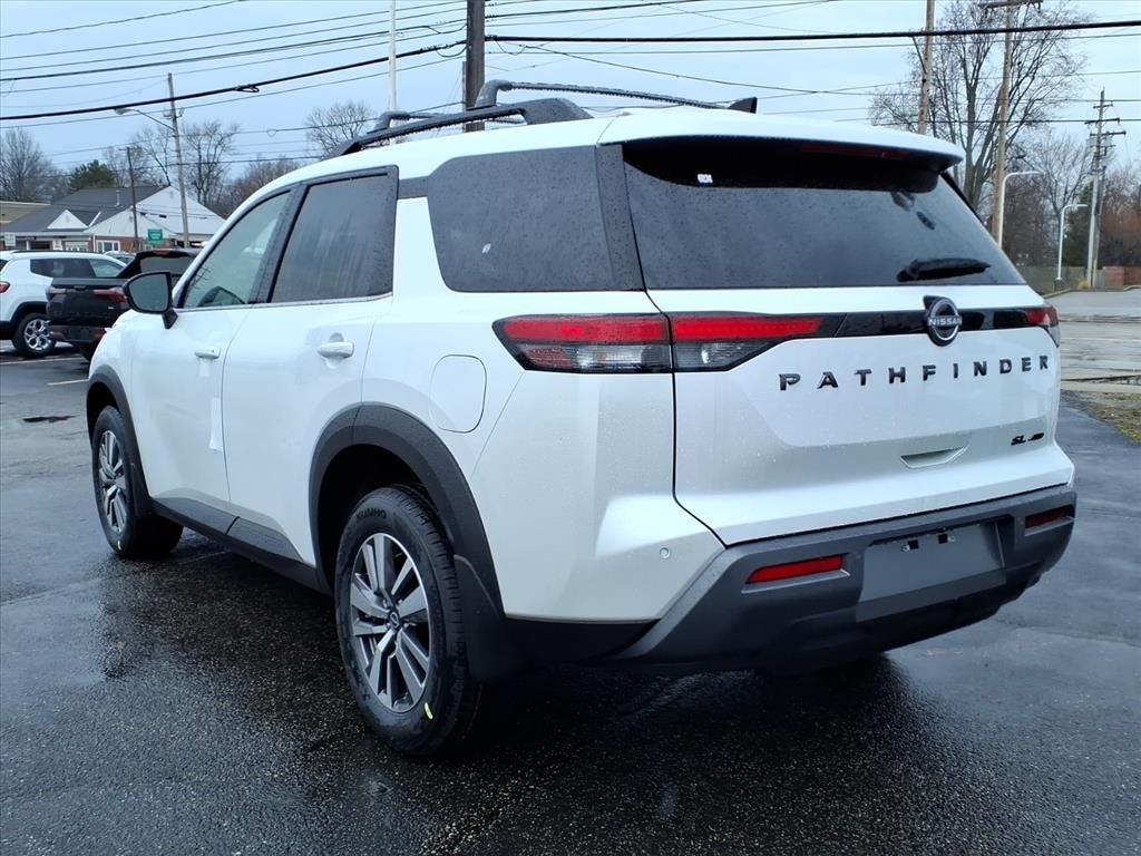 2026 Nissan Pathfinder SL