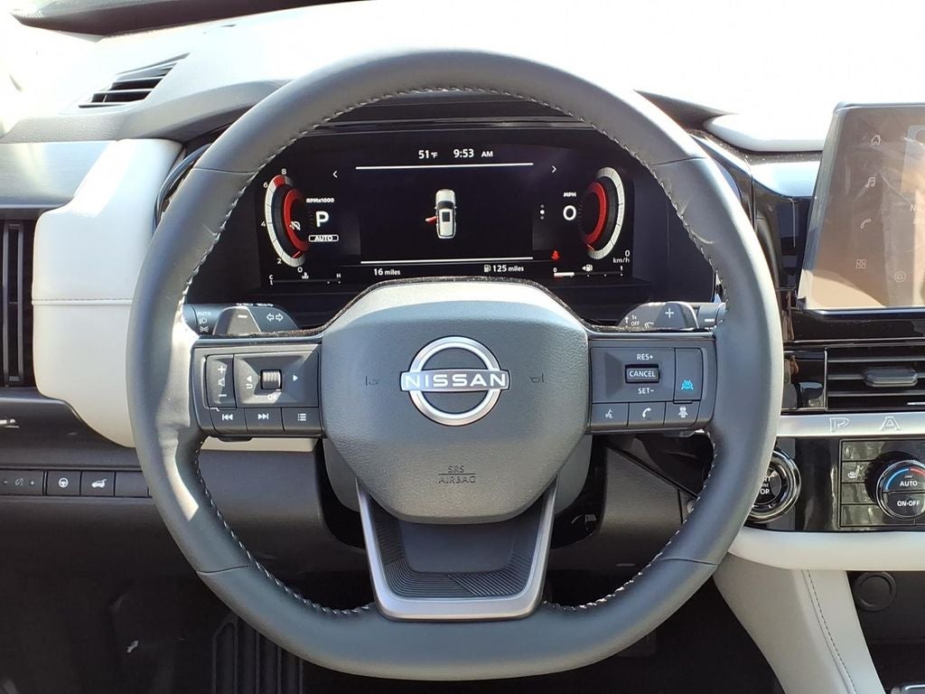 2026 Nissan Pathfinder SL