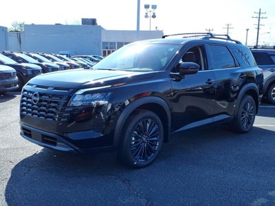 2026 Nissan Pathfinder SL