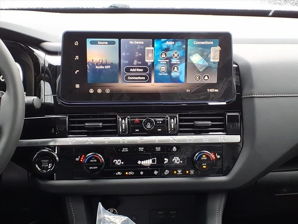 2026 Nissan Pathfinder SL