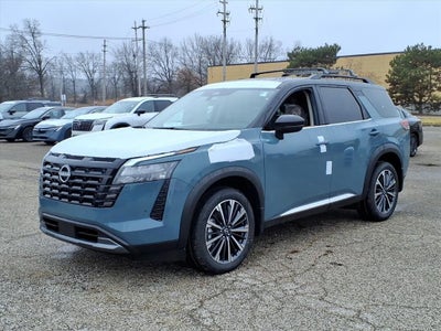 2026 Nissan Pathfinder Platinum