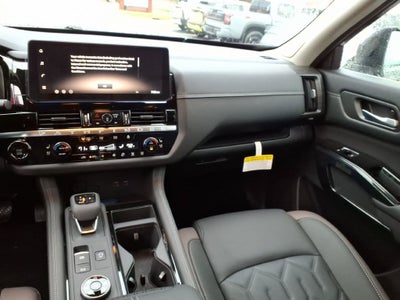 2026 Nissan Pathfinder Platinum