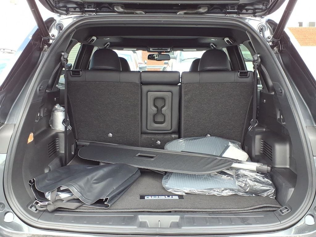 2026 Nissan Rogue Plug-In Hybrid Platinum