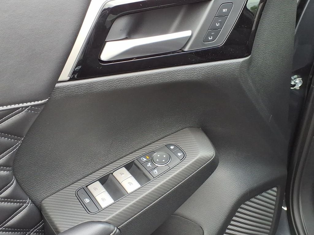 2026 Nissan Rogue Plug-In Hybrid Platinum