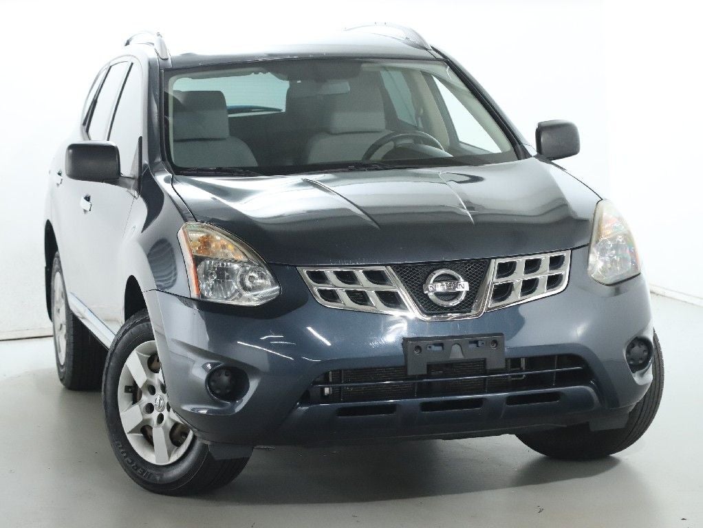 Used 2014 Nissan Rogue Select S with VIN JN8AS5MV2EW709894 for sale in Mayfield Heights, OH