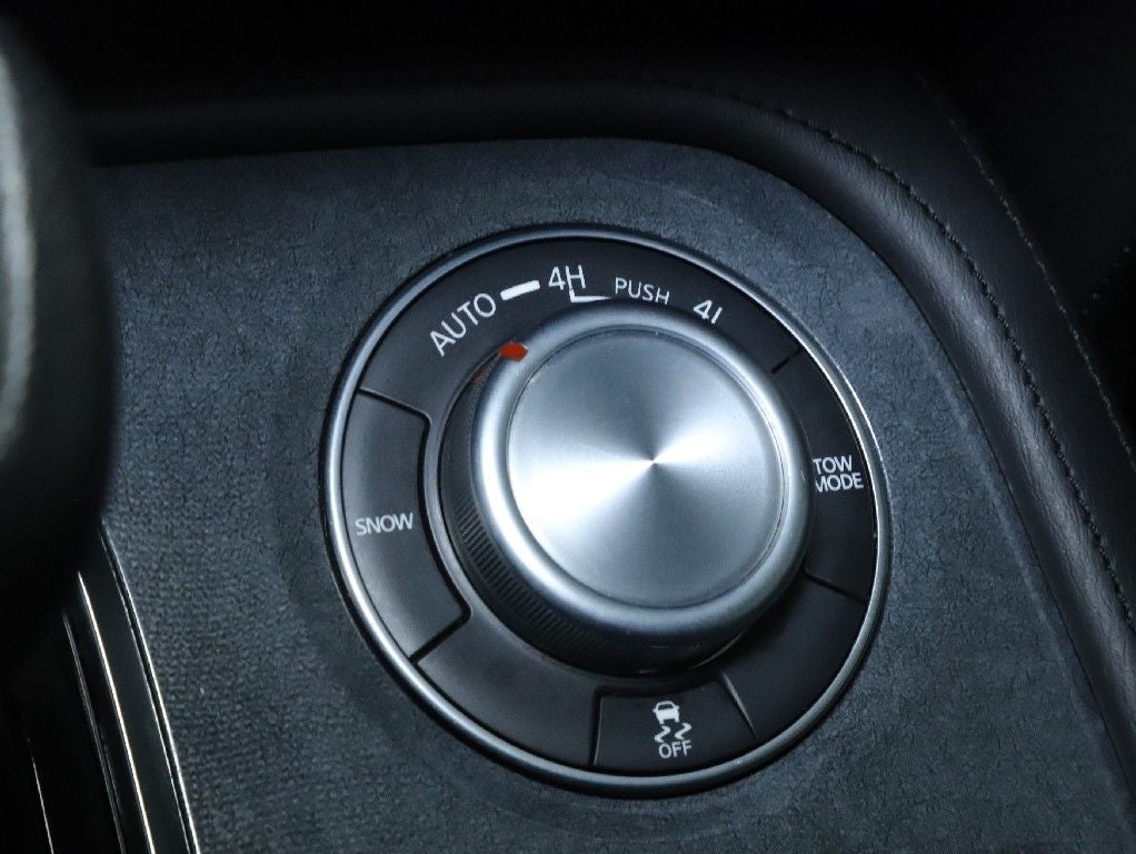 2024 Nissan Armada SV
