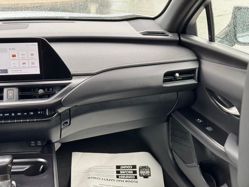 2024 Lexus UX 250h Base