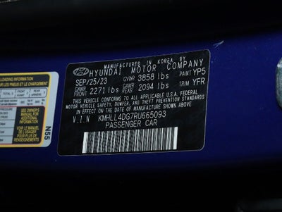 2024 Hyundai Elantra SE