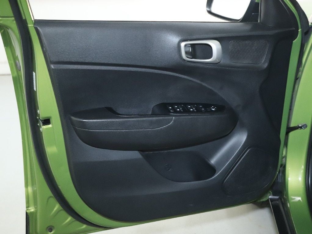 2020 Hyundai Venue SE