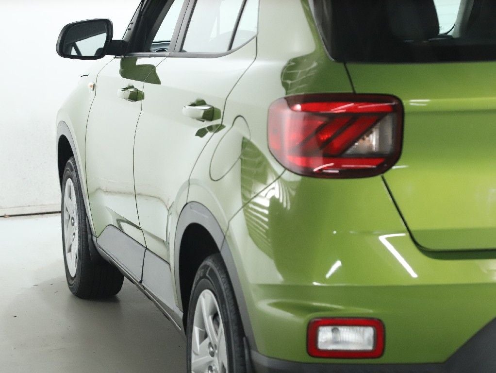 2020 Hyundai Venue SE