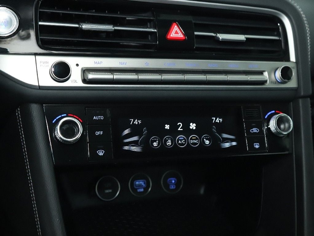 2025 Genesis G70 2.5T