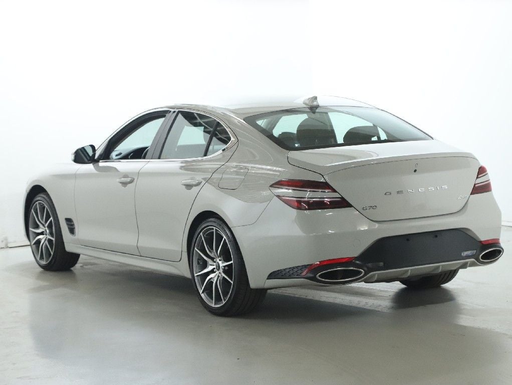 2025 Genesis G70 2.5T