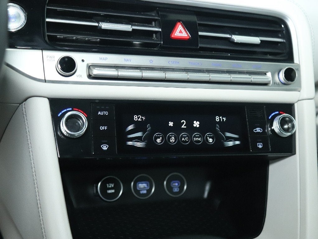 2024 Genesis G70 2.5T